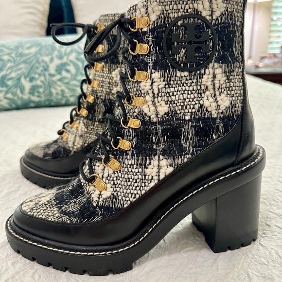 Tory Burch Miller Wool Lug Sole Boucle Tweed Ankle Booties size 8.0 - Picture 2 of 6